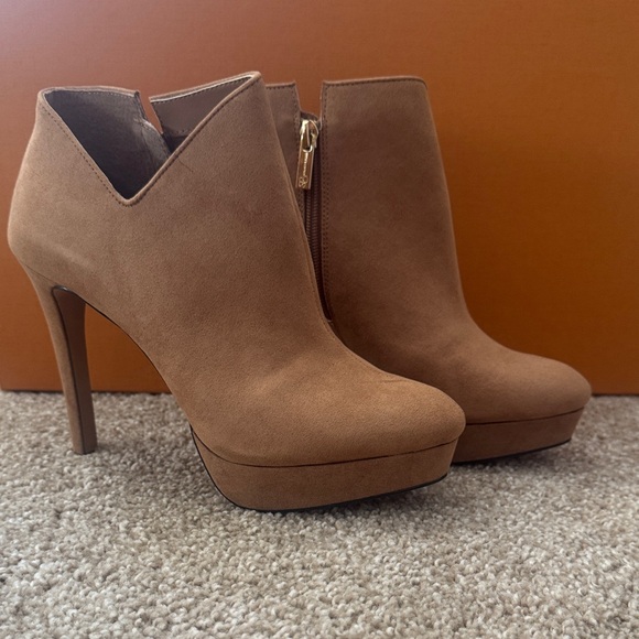 Jessica Simpson Shoes - Jessica Simpson Brown Heeled Boots